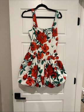 Jessica Simpson White Bubble Hem Dress with Red Floral Print